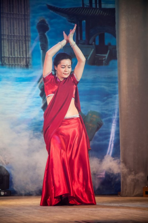 18.03.13 выступление Института международного сотрудничества в рамках проведения межфакультетского смотра-конкурса художественной самодеятельности Студенческая весна - 2013