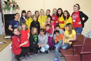 Волонтеры ФЭиУ посетили детский дом №3